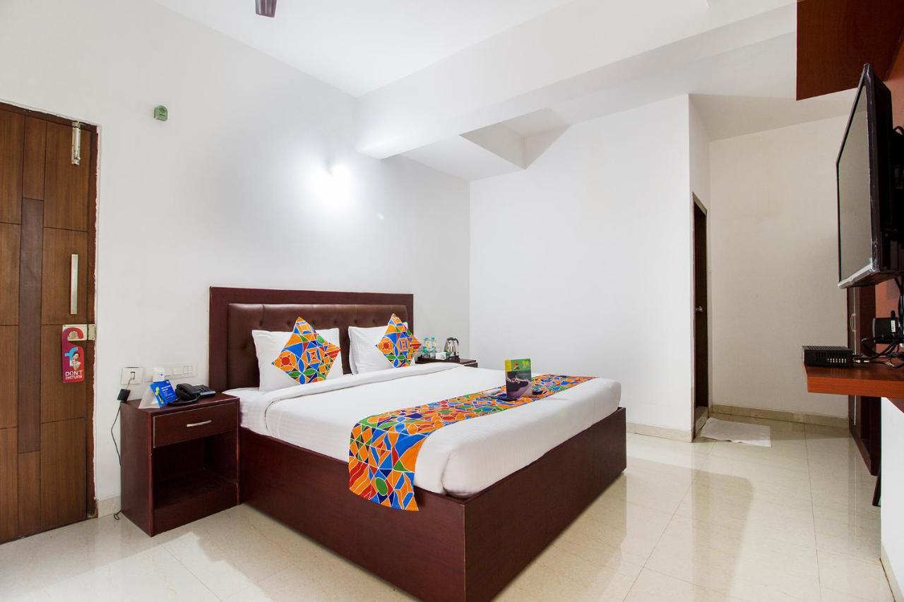 Fabhotel Limestone Suites - 750M From Yashoda Hospitals, Somajiguda Hyderabad Exterior photo